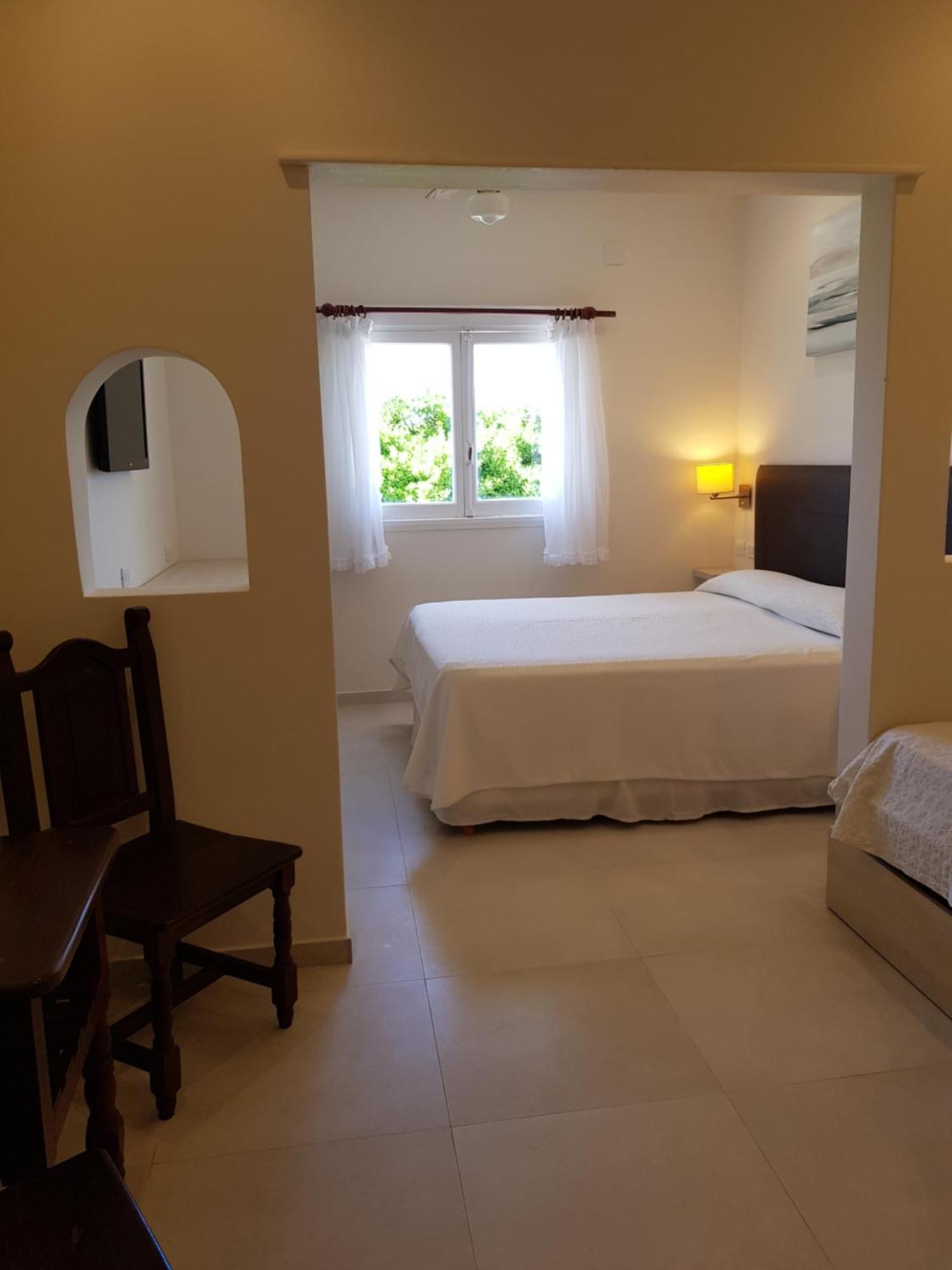 108 Y El Mar - Hotel Tejas Rojas Villa Gesell Kamer foto