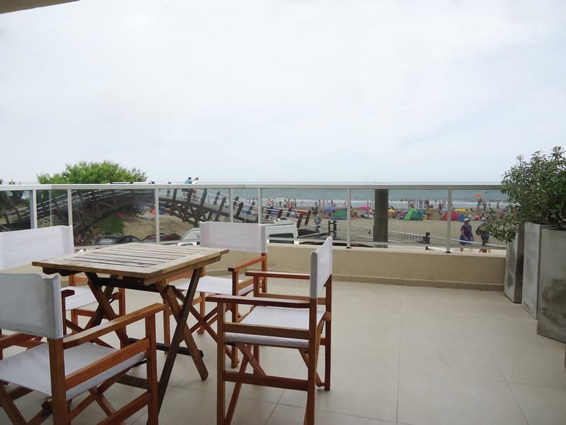 108 Y El Mar - Hotel Tejas Rojas Villa Gesell Buitenkant foto