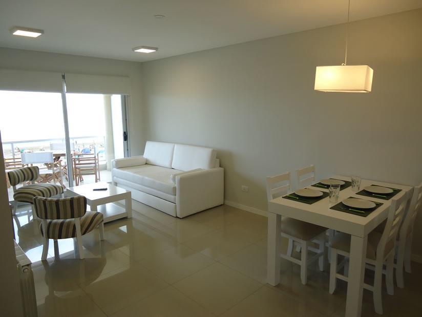 108 Y El Mar - Hotel Tejas Rojas Villa Gesell Buitenkant foto